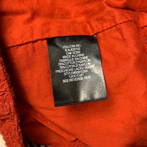 Volcom low rise burnt orange crochet overlay dressy shorts, size 0 - Picture 9 of 12